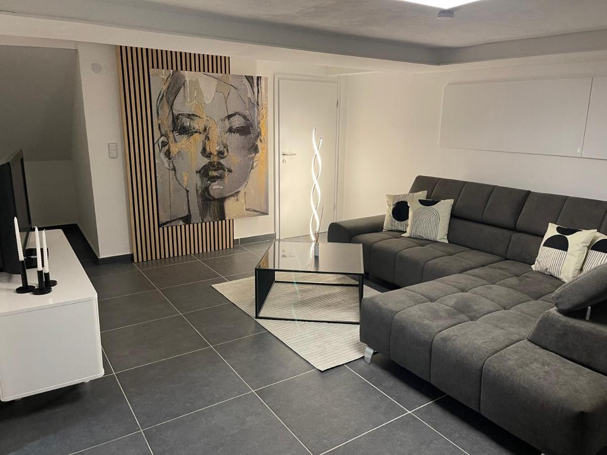 Stilvolles Designappartment Mit Terasse & Garten Im Idylischem Биндлах Экстерьер фото