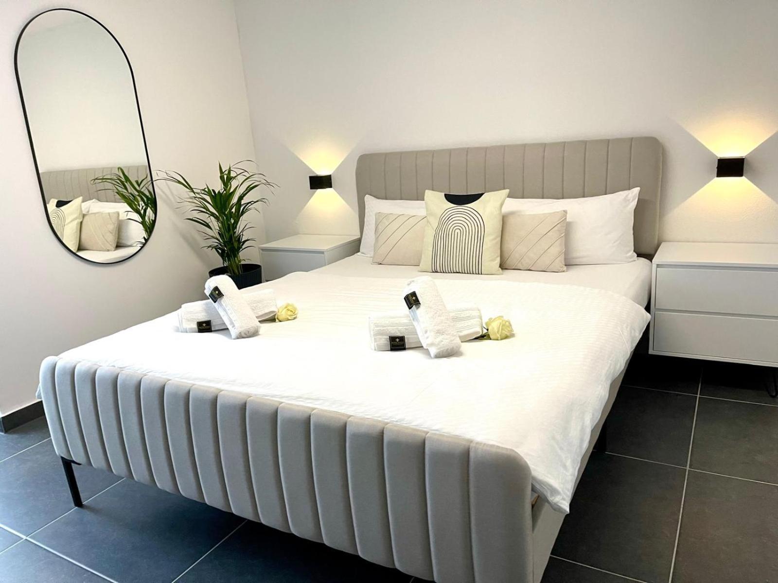 Stilvolles Designappartment Mit Terasse & Garten Im Idylischem Биндлах Экстерьер фото
